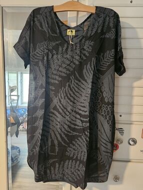 KEALOPIKO KIMONO DRESS - SIZE XS - HALANALANA PRINT - BLACK COLOR